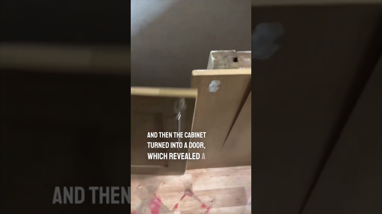 Он нашел секретную комнату в своем доме 😱
