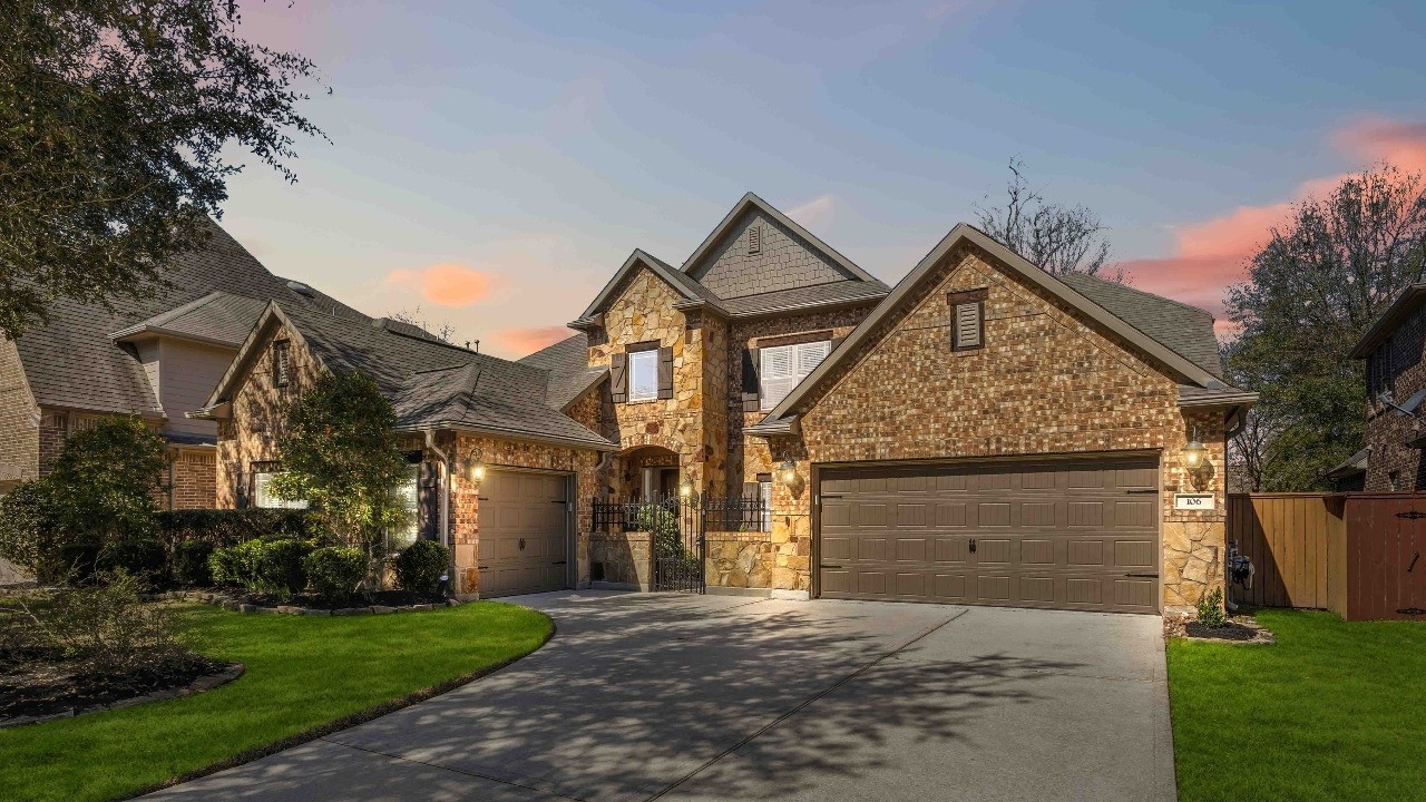 106 Joshuas Place, Montgomery, TX 77316