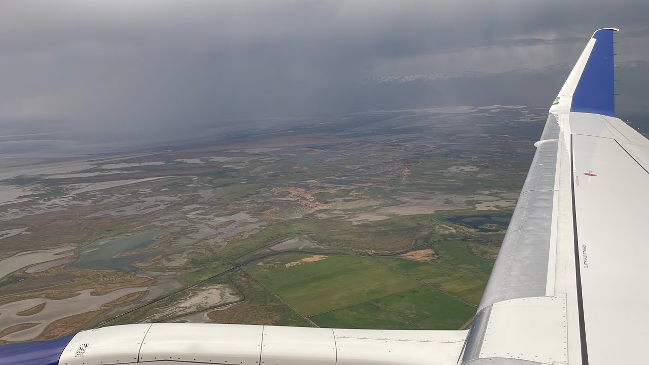 Departing Between Storms - Delta Connection Embraer 175LR SLC – IDA