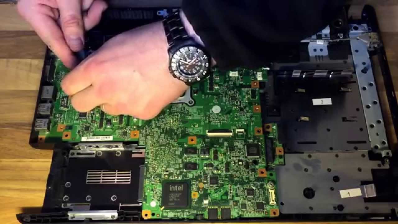 Dell Inspiron 1750 disassembly disassemble clean fan CPU replace Lüfter reinigen auseinander bauen