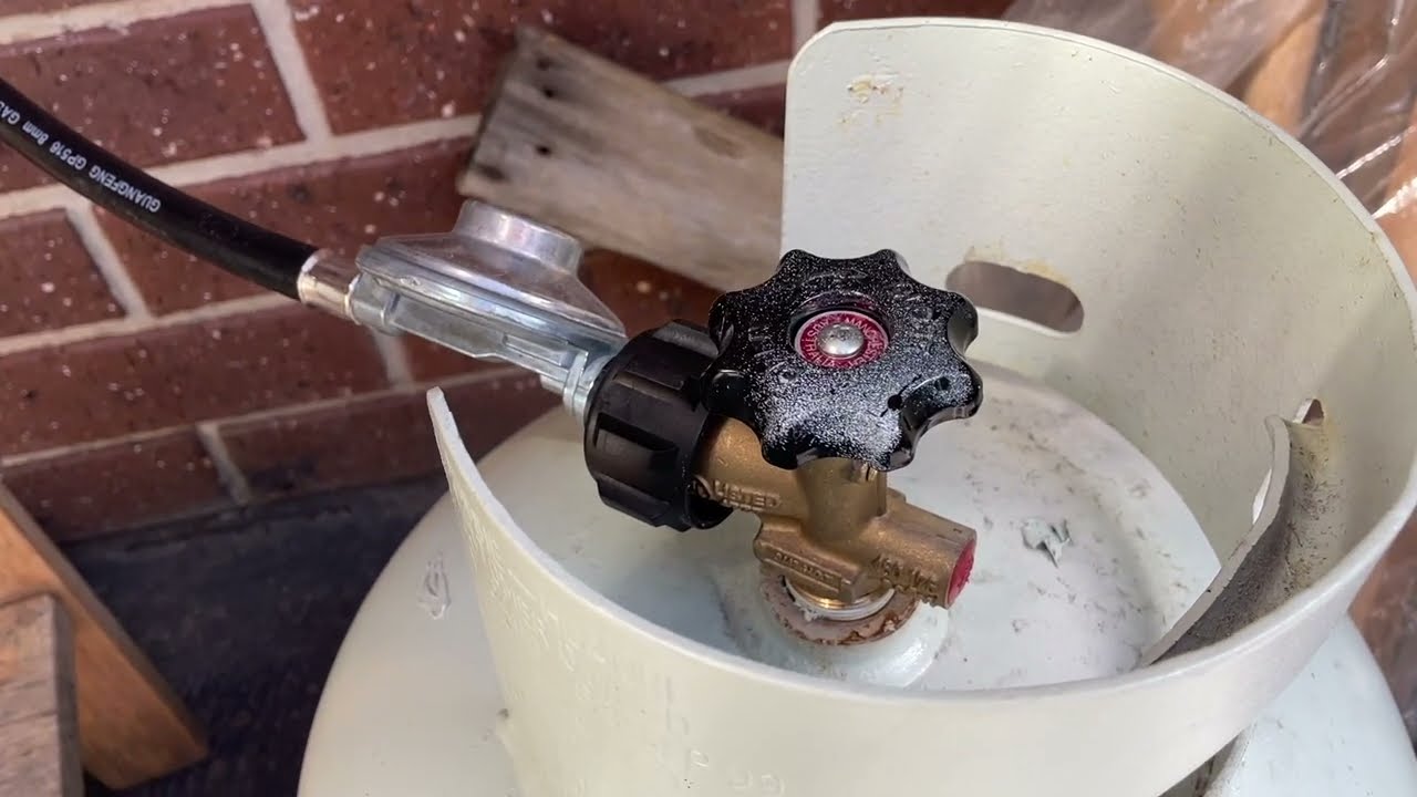 BBQ Bottle *Must Change New Gas Connections & Gas valves in Australia dates LCC27 Caravan compulsory