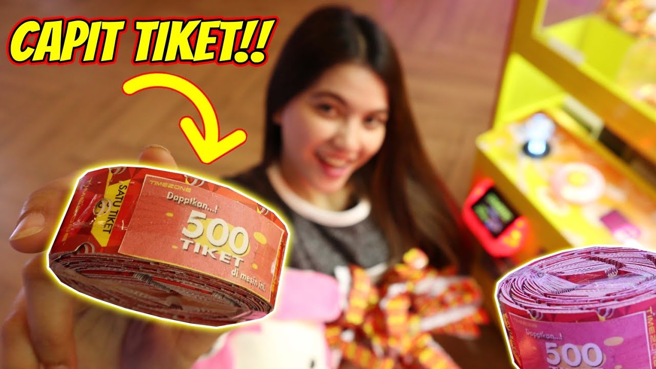 BORONG RIBUAN TIKET DARI MESIN CAPIT TIKET!! UNIK SERU BANGET!! TUKER HADIAH BERFAEDAH..