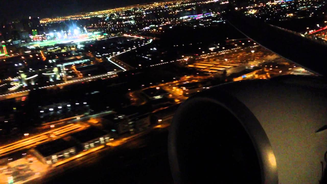 Emirates // B777 TAKE OFF // on EK817 (10-03-16)