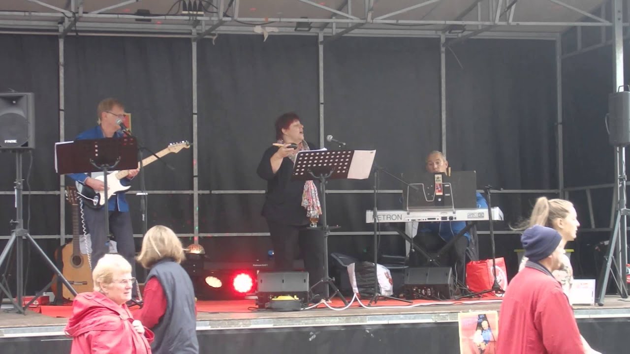 Babette & les z'Amusettes : Extraits ;C'est interdit.
