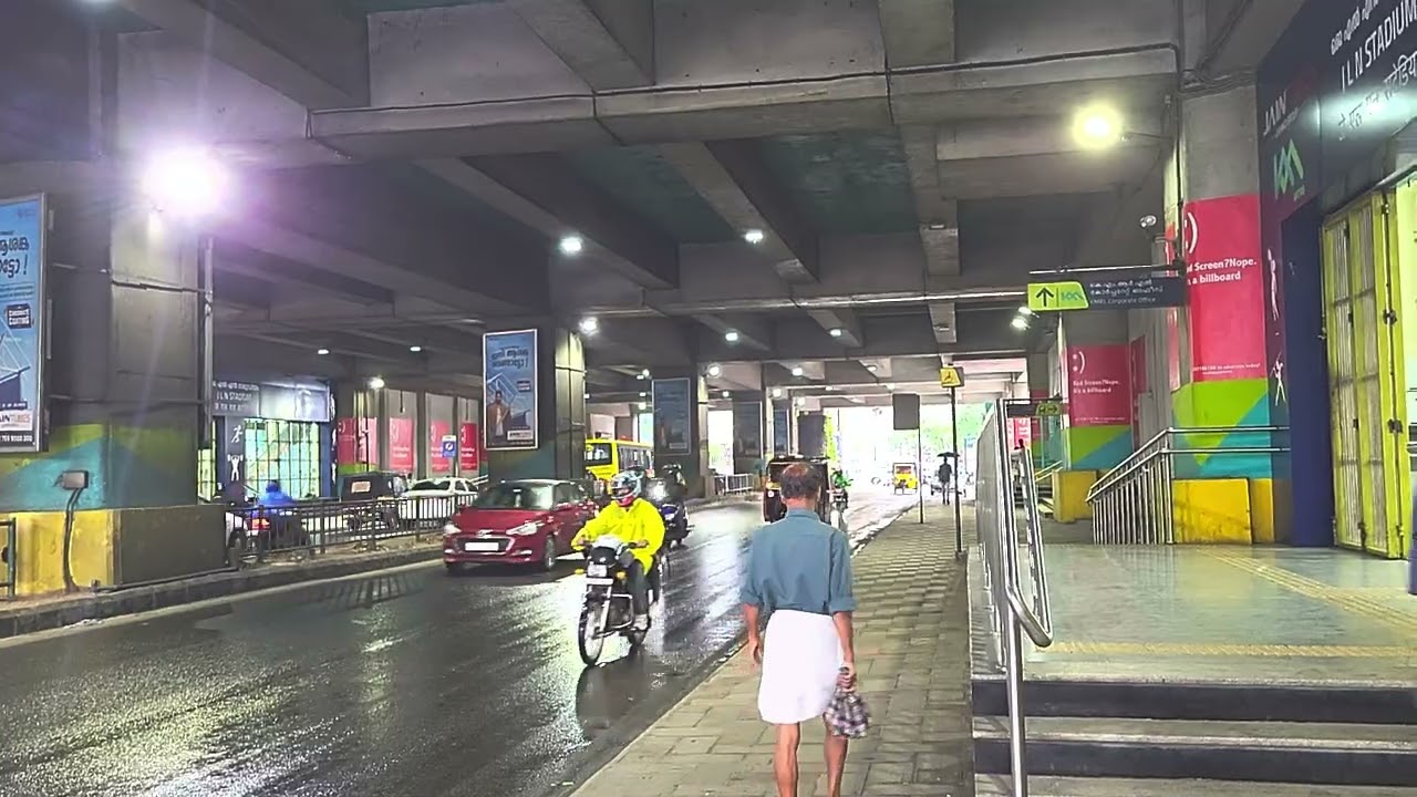 Kaloor Metro Station & JLN Stadium Area | Kochi City Walk Near Dehsambimani Junction | Exploring