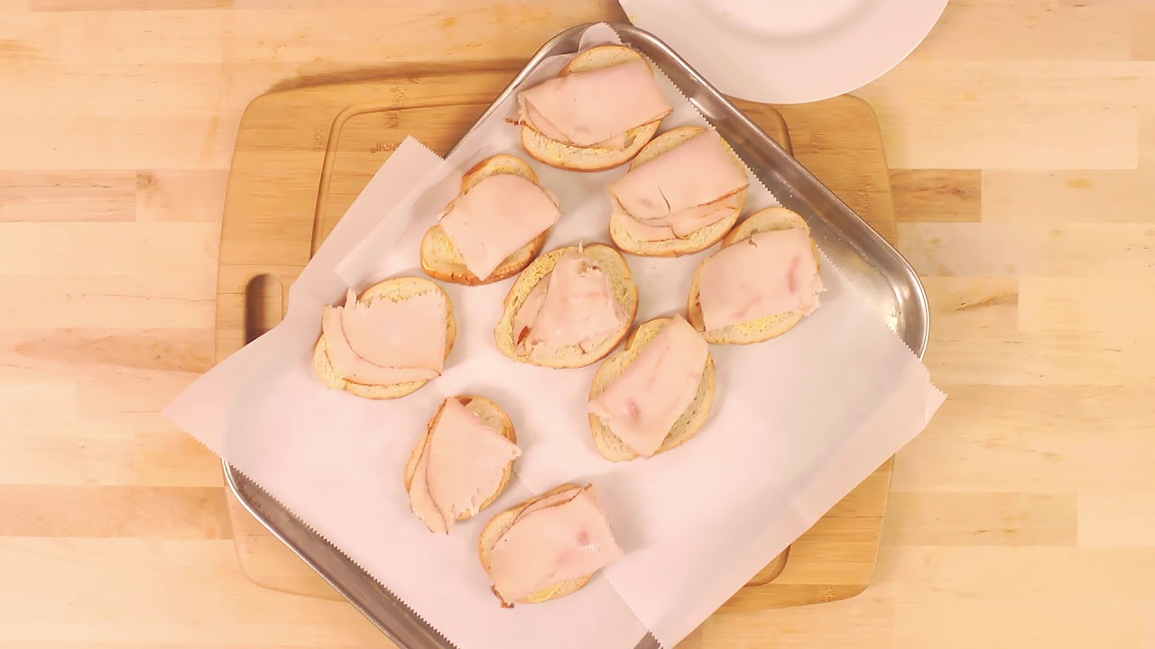Buholzer Brothers | Turkey and Dill Havarti Bruschetta Recipe