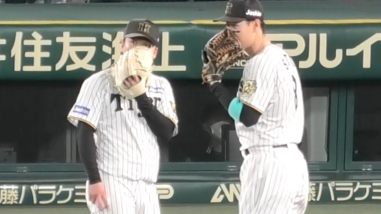 まさかのボーク判定に「え～」と悲鳴...甲子園がざわつく！空振り三振でイニング終了と思いきや広島森下は打ち直しニッコリ！広島東洋カープvs阪神タイガース 2025年4月18日