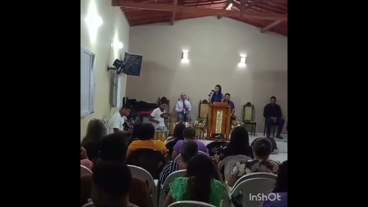 culto de jovens ,jherfim & ir alicia Ferreira  louvado a Deus e ir Tamara com uma palavra aben&ccedil;oada