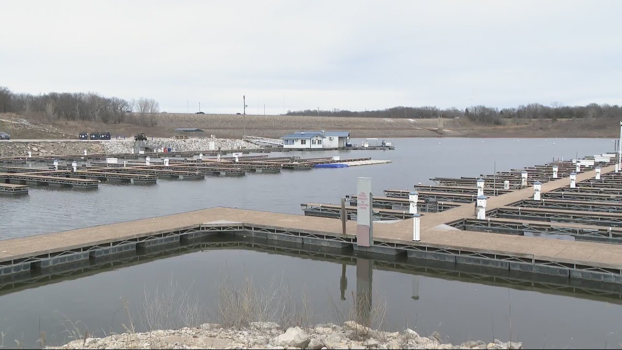 Boat owners band together to fight price hikes at Saylorville, Red Rock marinas
