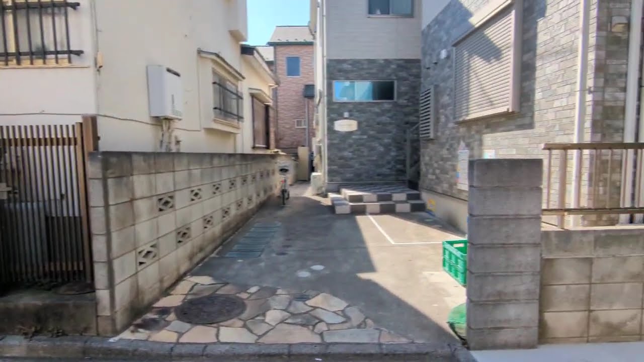 朝霞市根岸台1丁目バイク駐車場