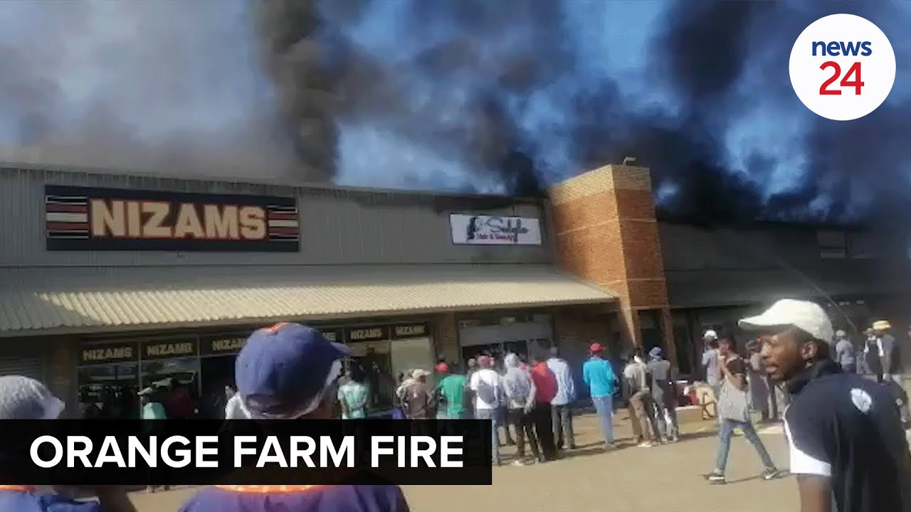 WATCH | Palm Springs shopping centre in Orange Farm on fire