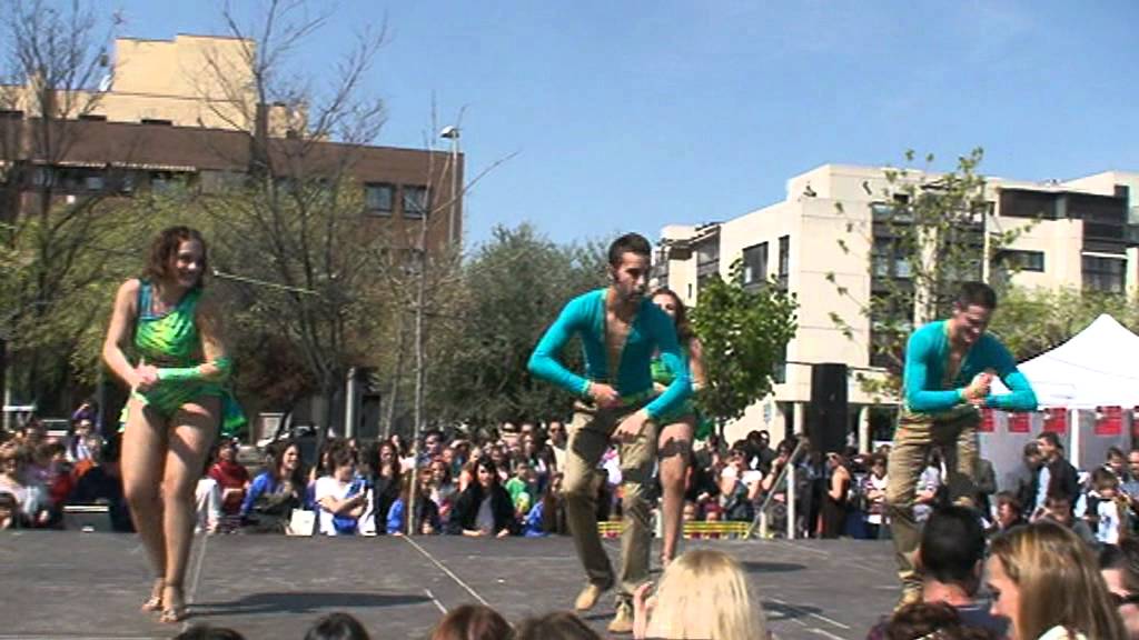 EL BAILE DEL SERRUCHO .MPG