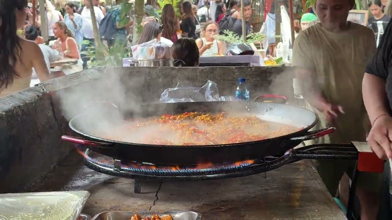 Didn’t Expect to Find Paella at This Bali Sunday Market