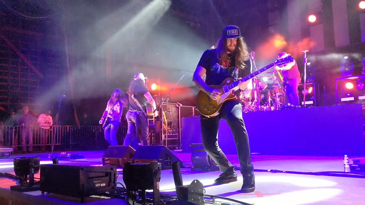 Koe Wetzel - Something To Talk About at The Crossing at Big Creek Amphitheatre, Dothan AL 10/16/21