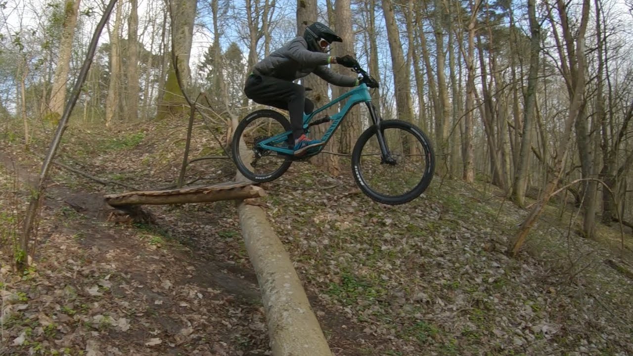 MTB trails and my first bigger drop