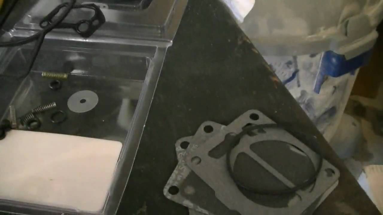Polaris SLX 780 Mikuni Carburetor Rebuild Part 1