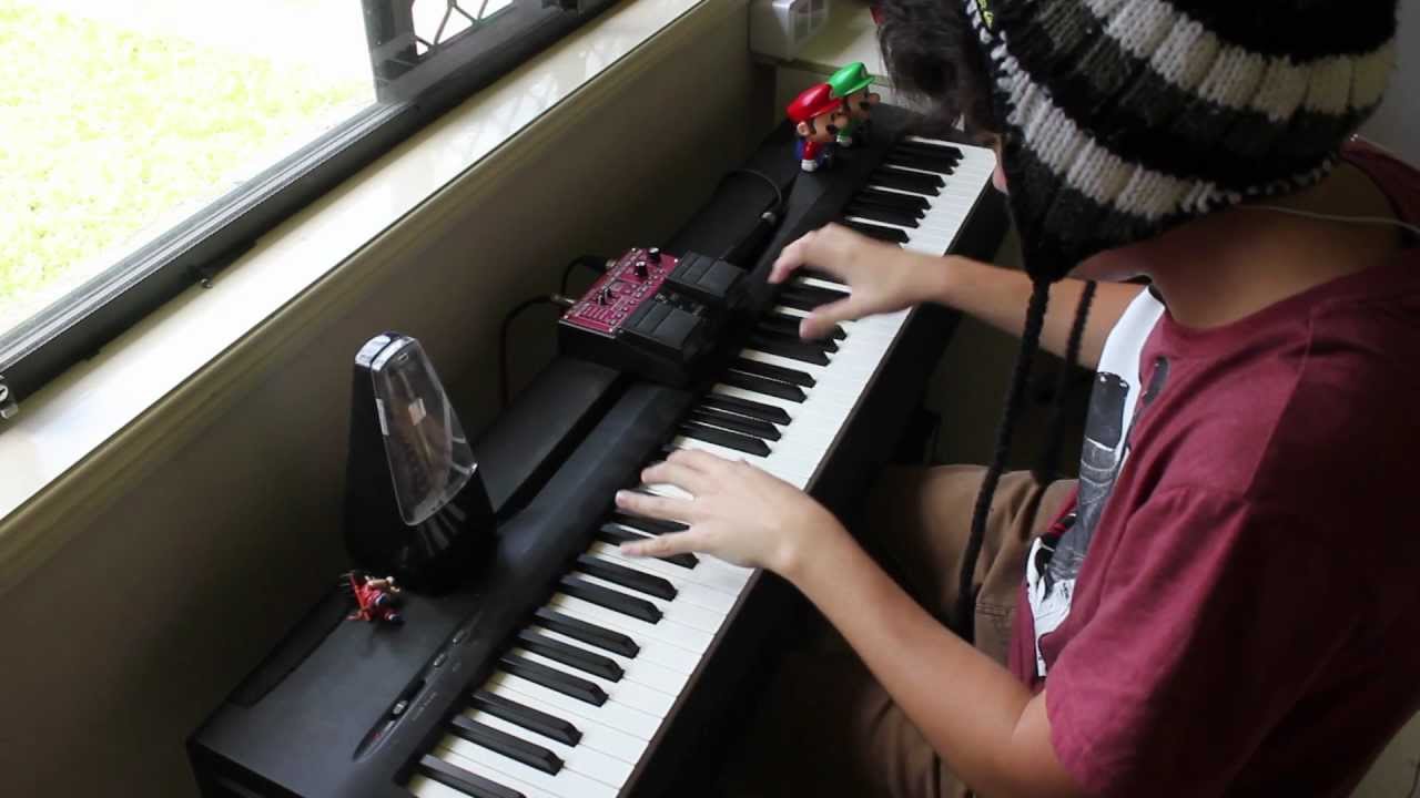 CLINT EASTWOOD/ FEEL GOOD INC. (Gorillaz) - Piano and Beatbox Cover