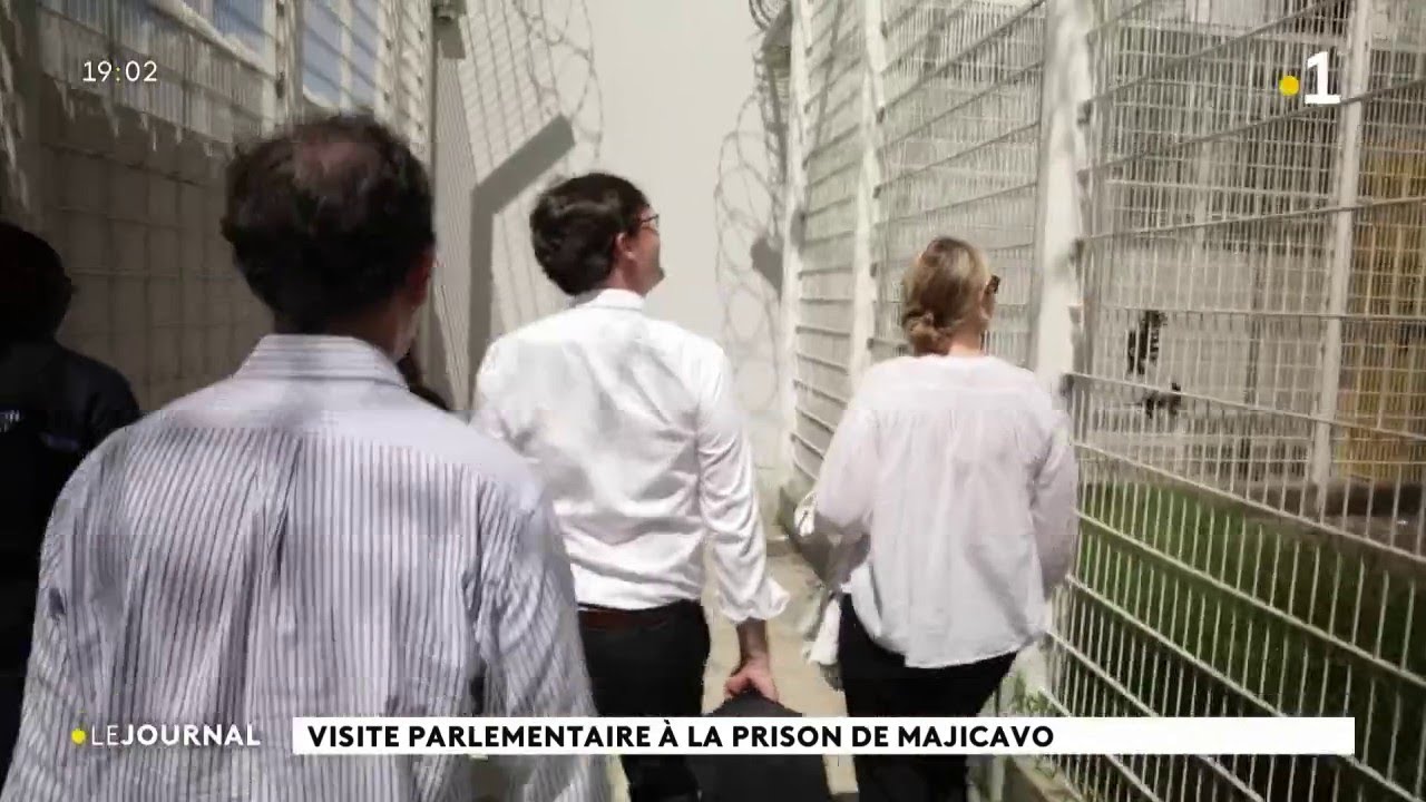 Visite parlementaire à la prison de Majicavo