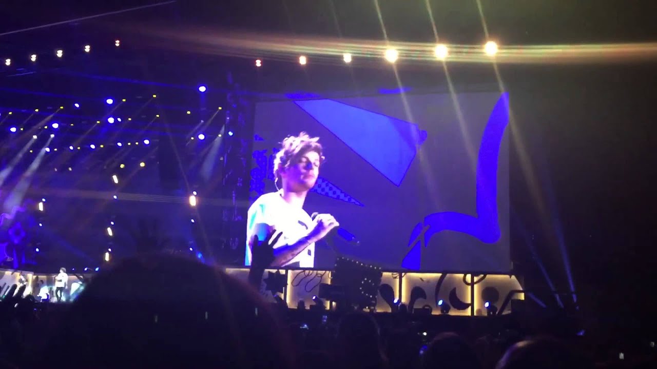 18 one direction Philly