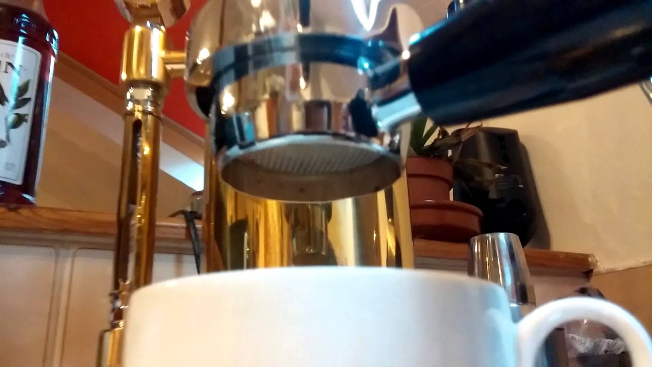 Flat white on my Elektra Microcasa A Leva.