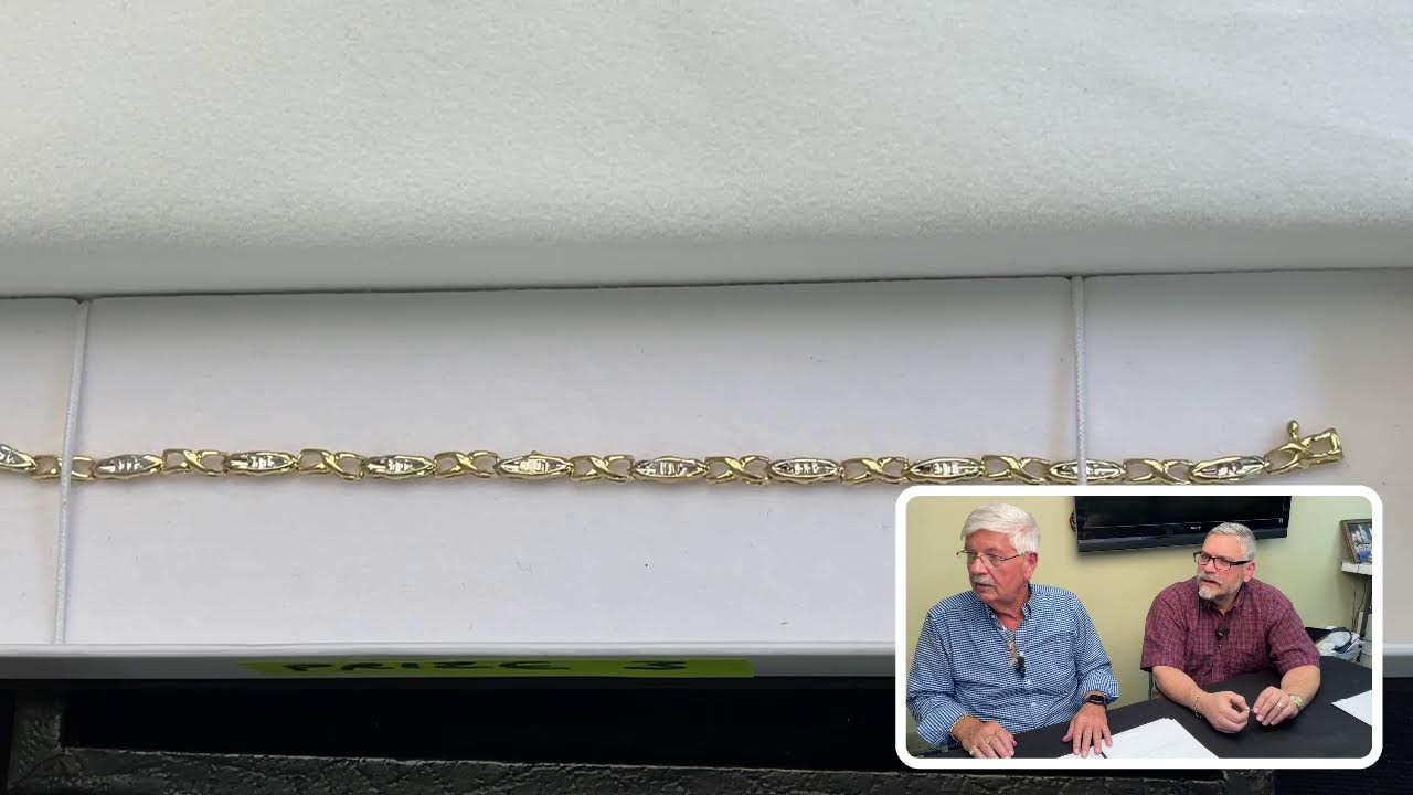 The Showroom On Union Presents: Giving Thanks And Giving Away Gold Jewelry!
