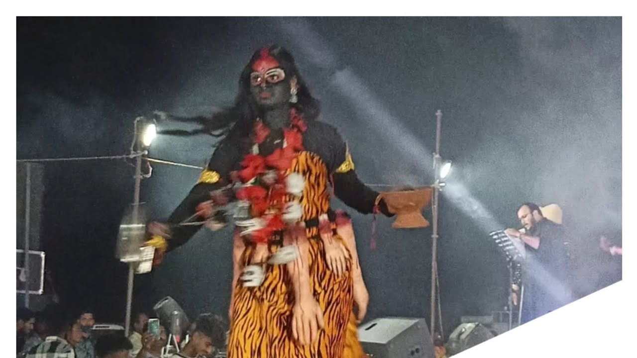 दाई नवरात मां खप्पर धर हाथ मा झुपत झुपट अबे cg song singer pandit Vivek Sharma ji live Bhilai bazar