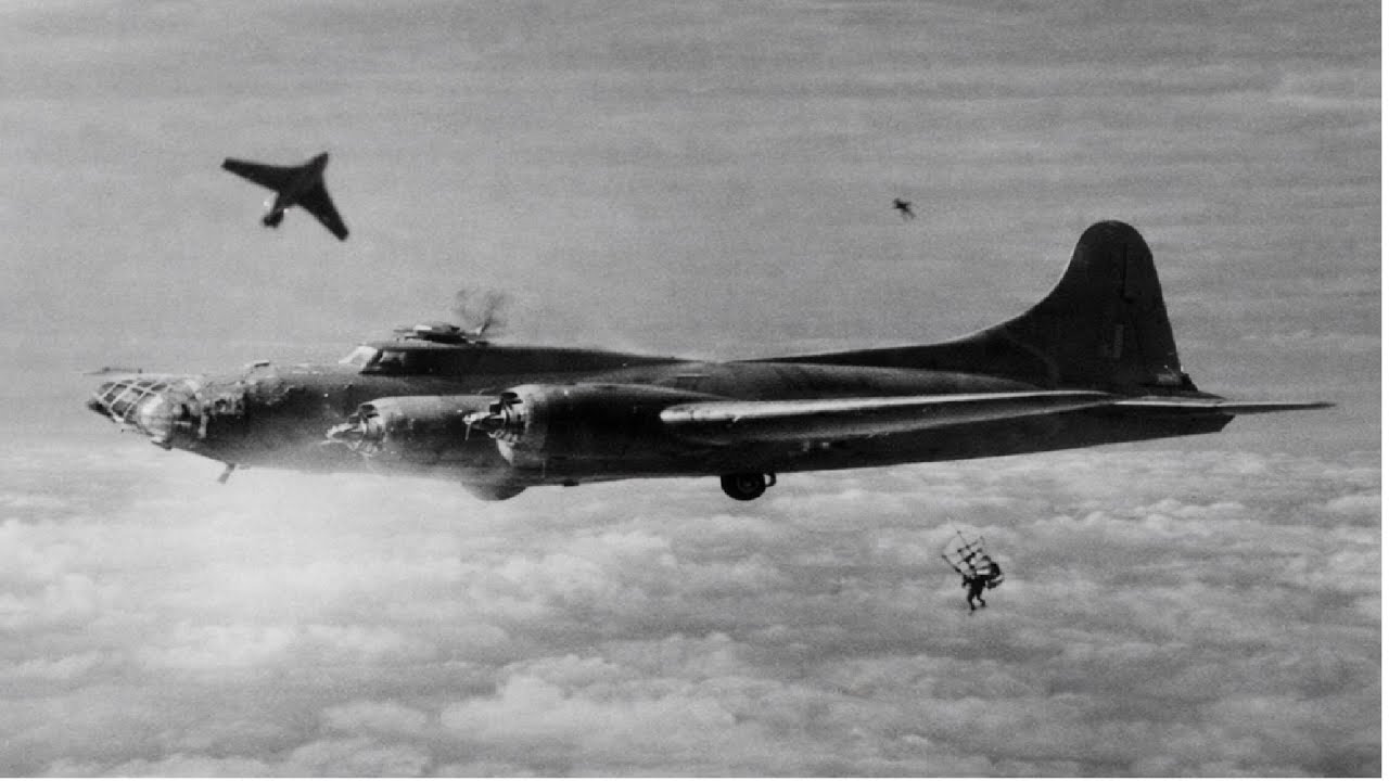 This WWII Rocket Plane Could Dissolve Its Pilot in Seconds |US Forces Captured Nazi Germany’s ME 163