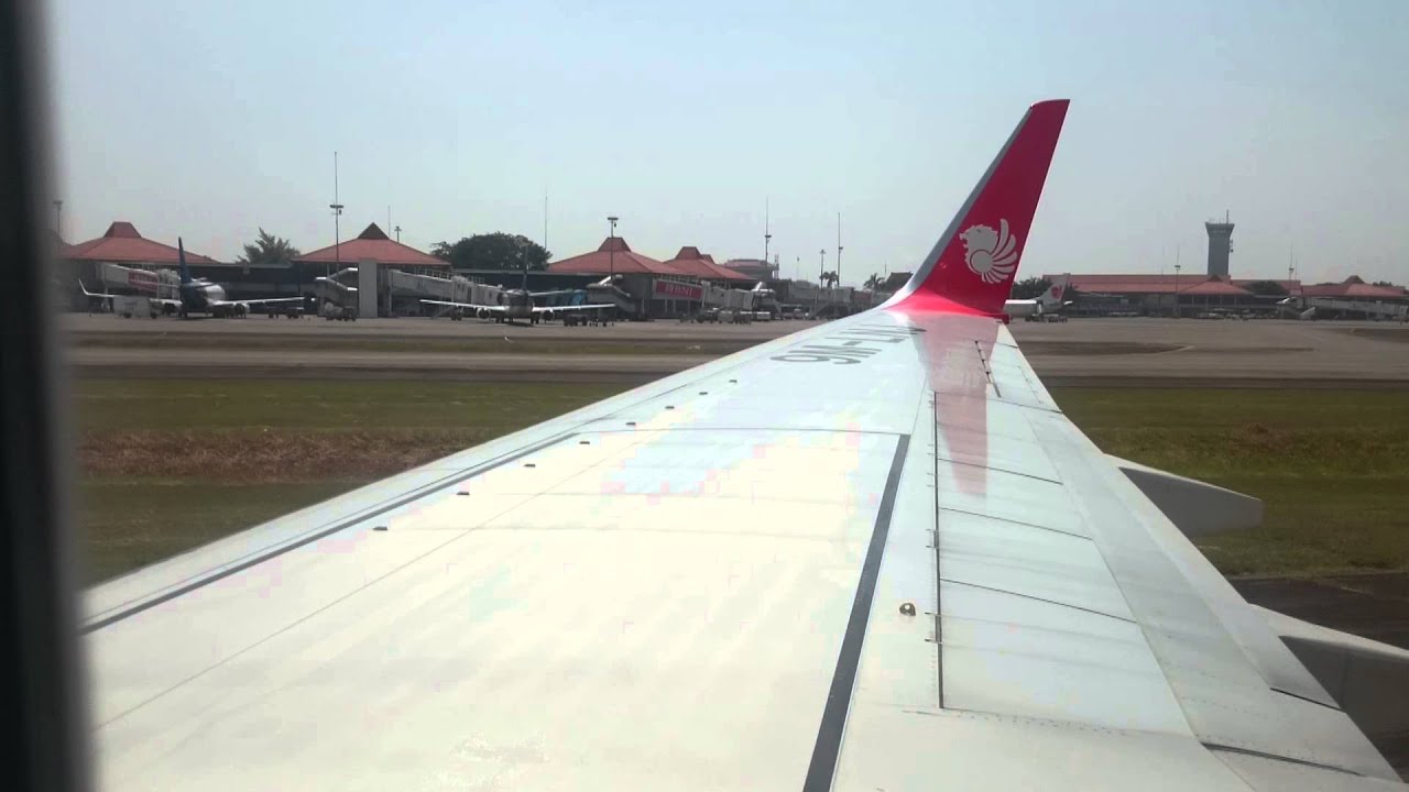 OD 316 Malindo Air Landing at Soekarno-Hatta International Airport, Jakarta