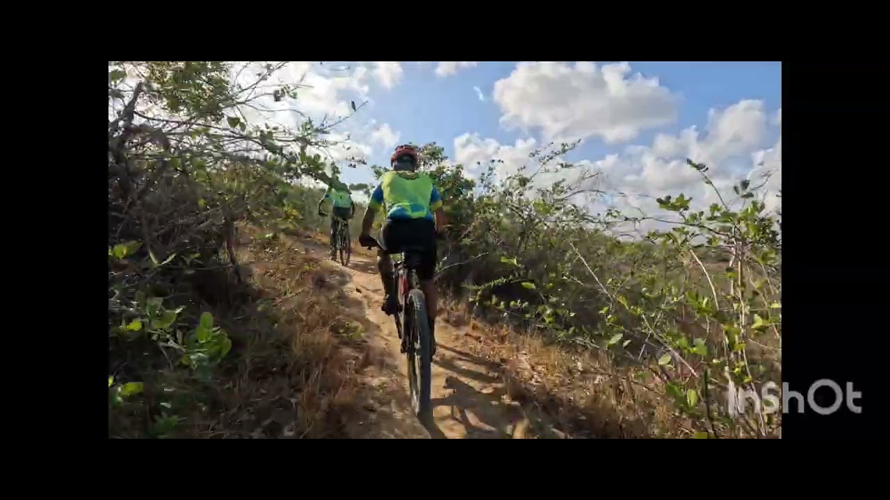 Giro no monte dos guararapes ( off road ) alguns trechos técnicos 