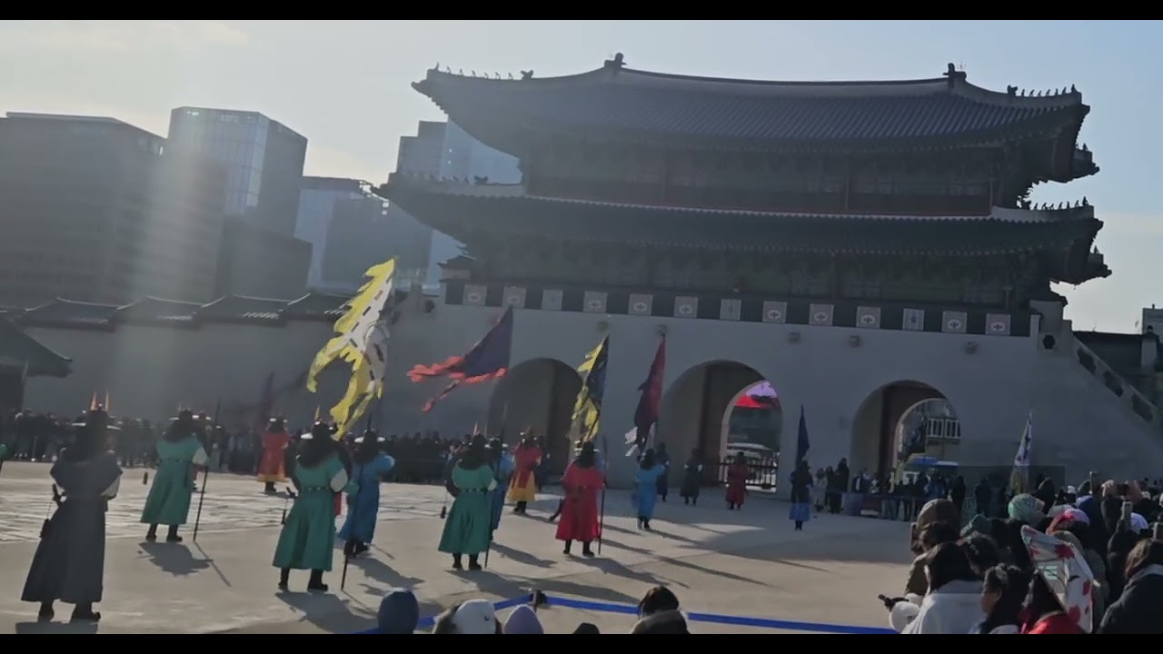 KR   Seoul   Changing of the Royal Palace Guards Ceremony   #Gyeongbokgung #seoultravel #southkorea
