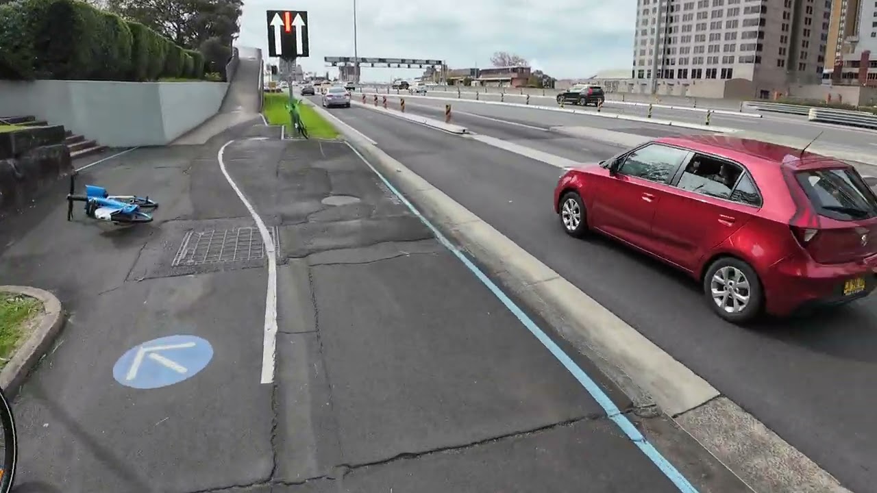 Cycling in Sydney - World Square to Kirribilli