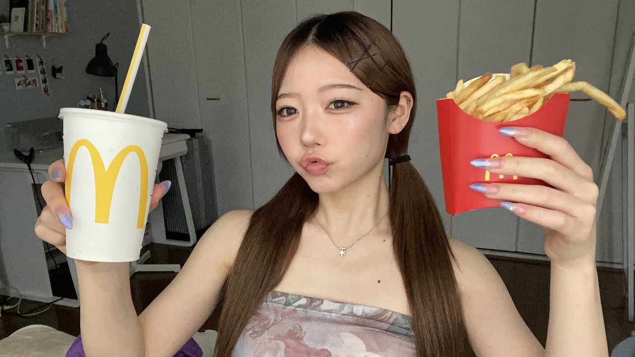 みんな就職とかだし日本から逃げます！！