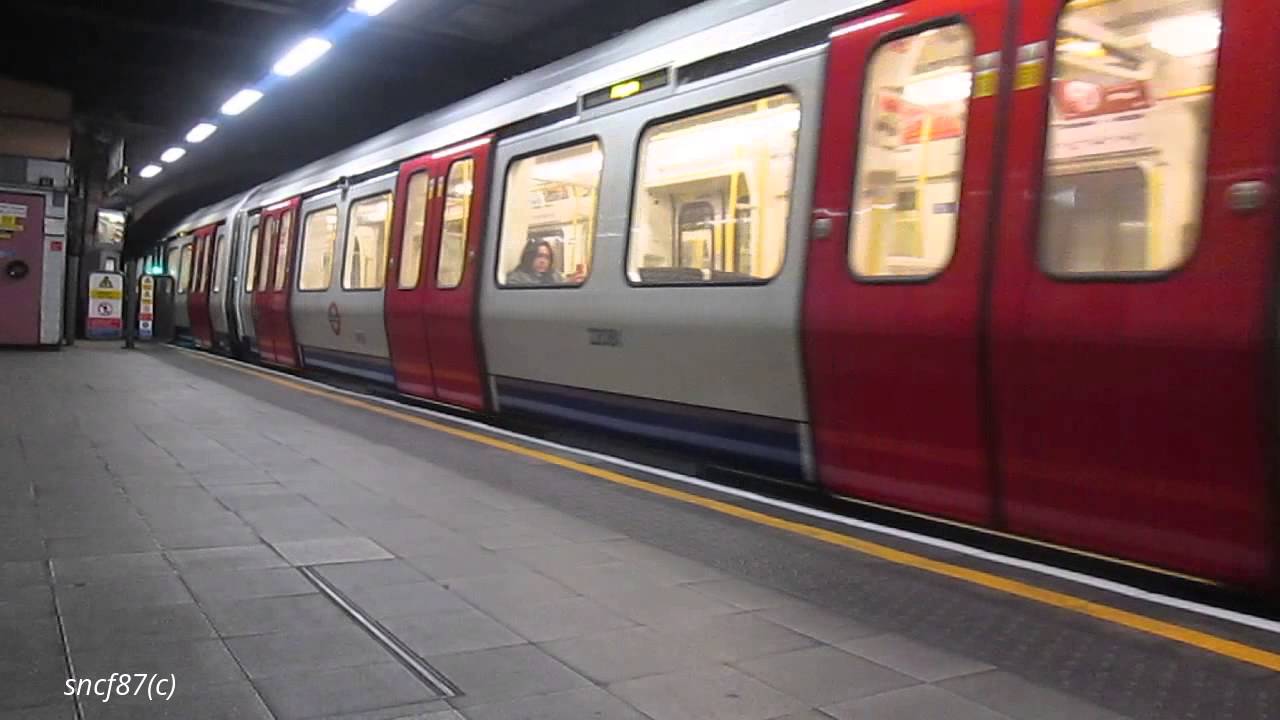 London Underground at Euston Square | March 2015