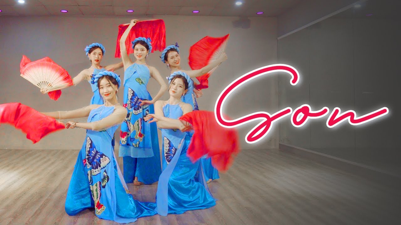 RED QUEENS - BÀI MÚA | Minhx Entertainment