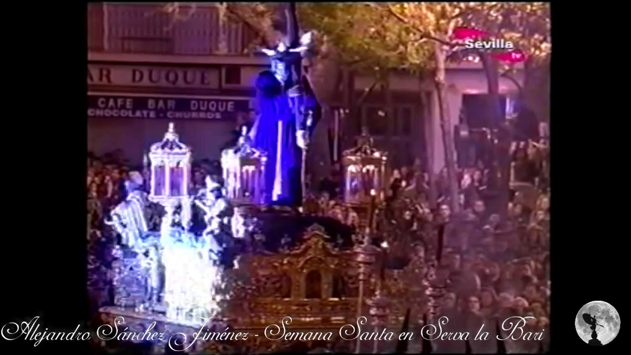 Ntro Padre Jesus de la Salud Hdad los Gitanos por campana en 2002
