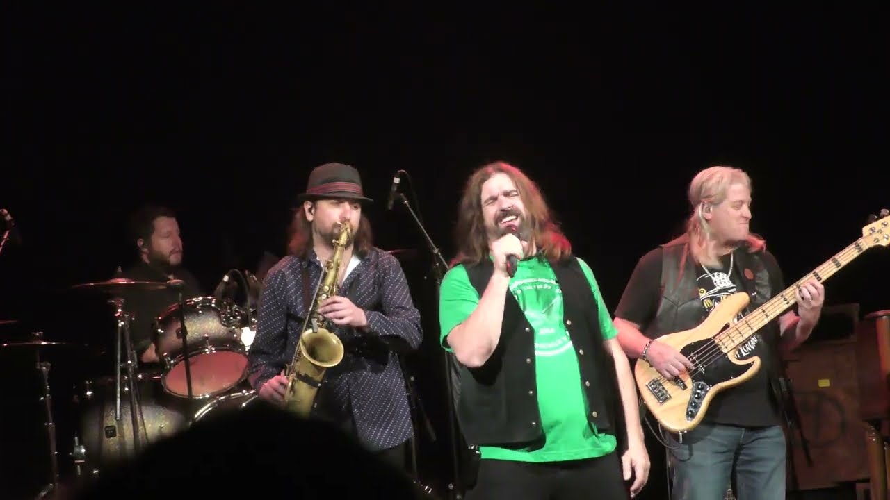 Classic Seger-Brave Strangers(Bob Seger tribute band) live in Milwaukee, WI 5-23-24