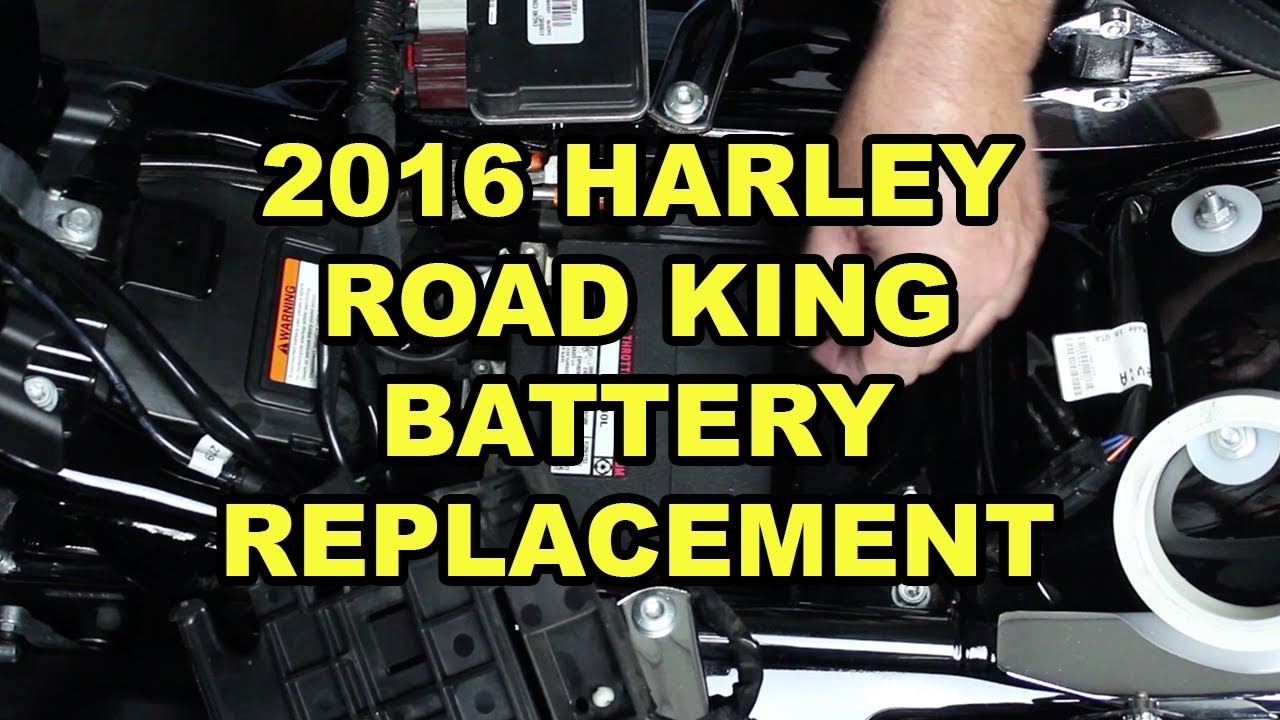 2016 Harley-Davidson Road King Battery Replacement