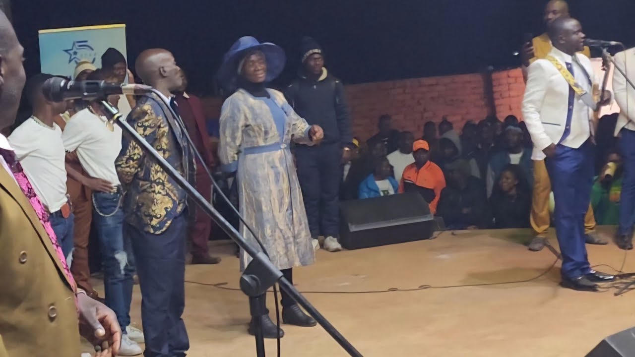Mark Ngwazi Parents baba na Mai Cecilia Celebrates HUZUKWENDE ALBUM | Emmotional Moment