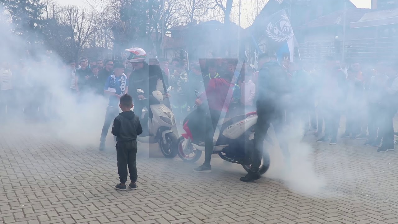 Kortezhi Forca n&euml; ndeshjen derbi Vushtrria   Besa