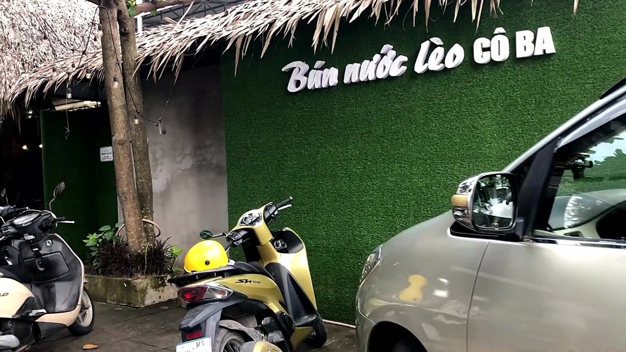 Đi ăn sáng tại quán Bún nuóc lèo Cô Ba, Trà Vinh