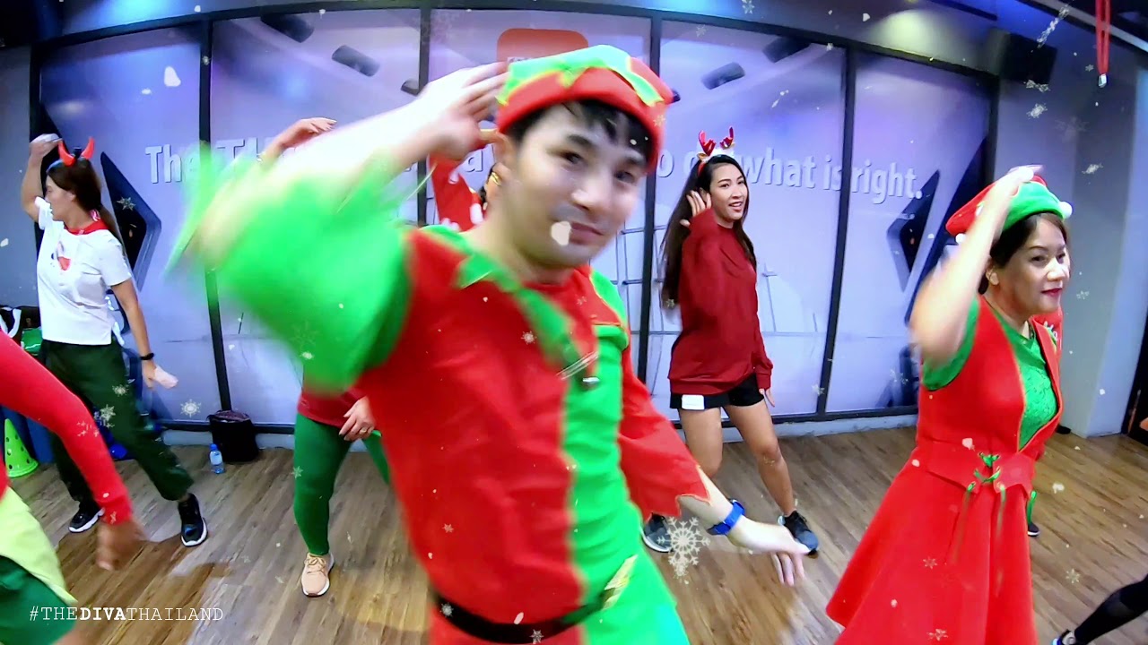 Holiday - Meghan Trainor | Christmas Song | Zumba Fitness | Diva Dance | The Diva Thailand