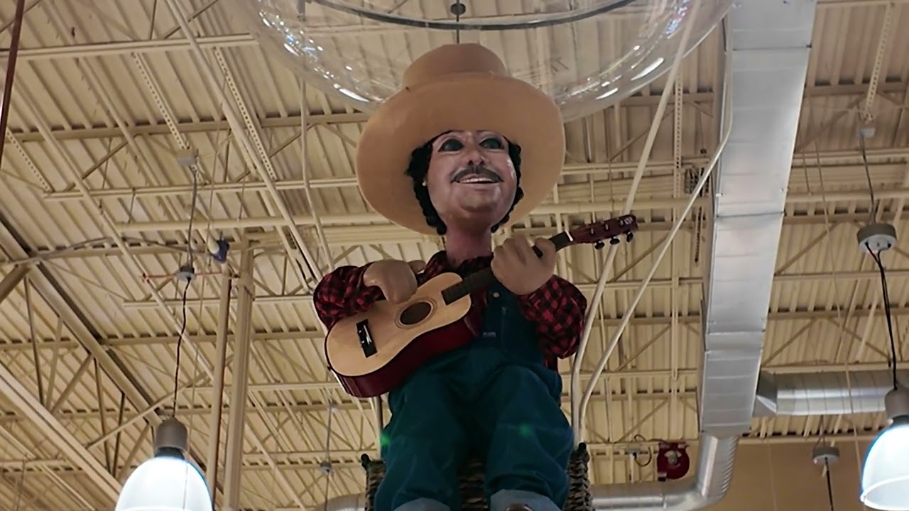 I Visit The Brand New Stew Leonard's In Clifton, NJ To See New Animatronics!