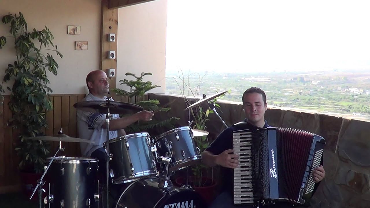 ENCANTOS DE CUENCA  Bateria & Acordeón