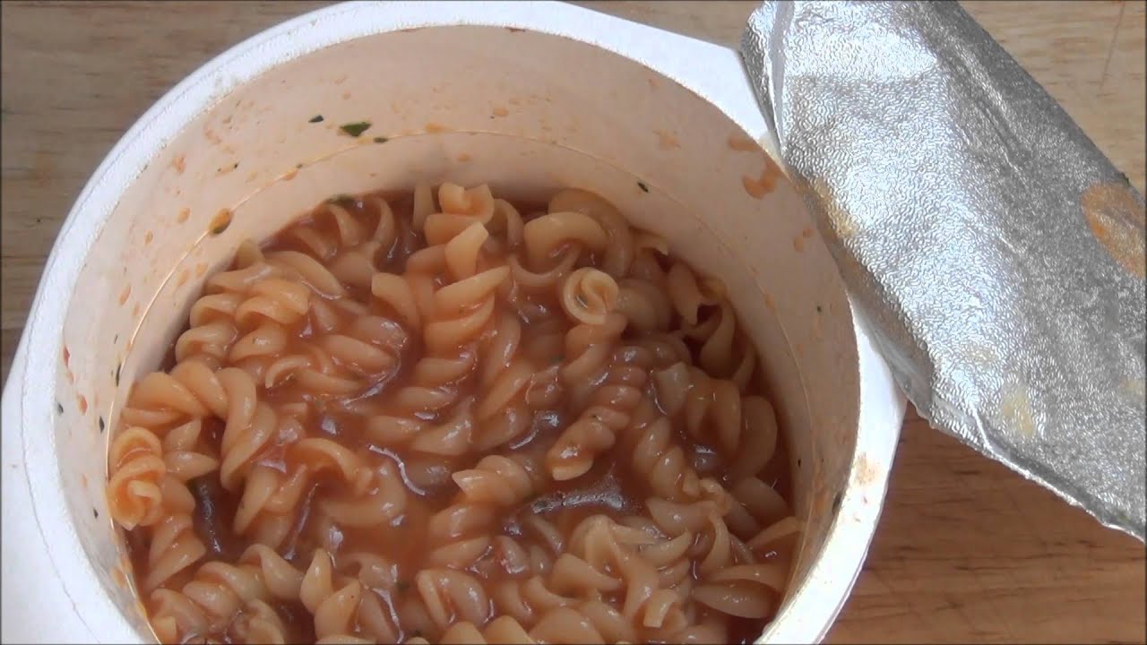 Maggi 5 Minuten Terrine Nudeln in Tomaten Mozzarella Sauce