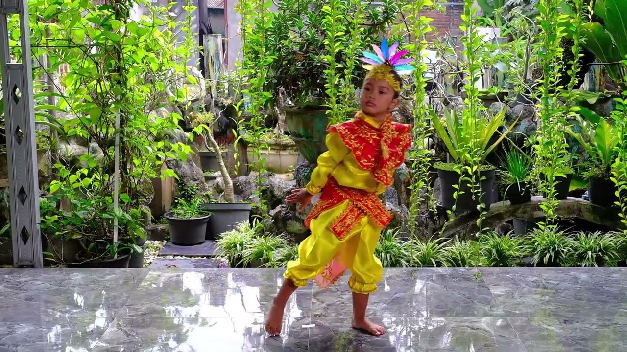 Tari Pok Ame by Hypatia Farzana 