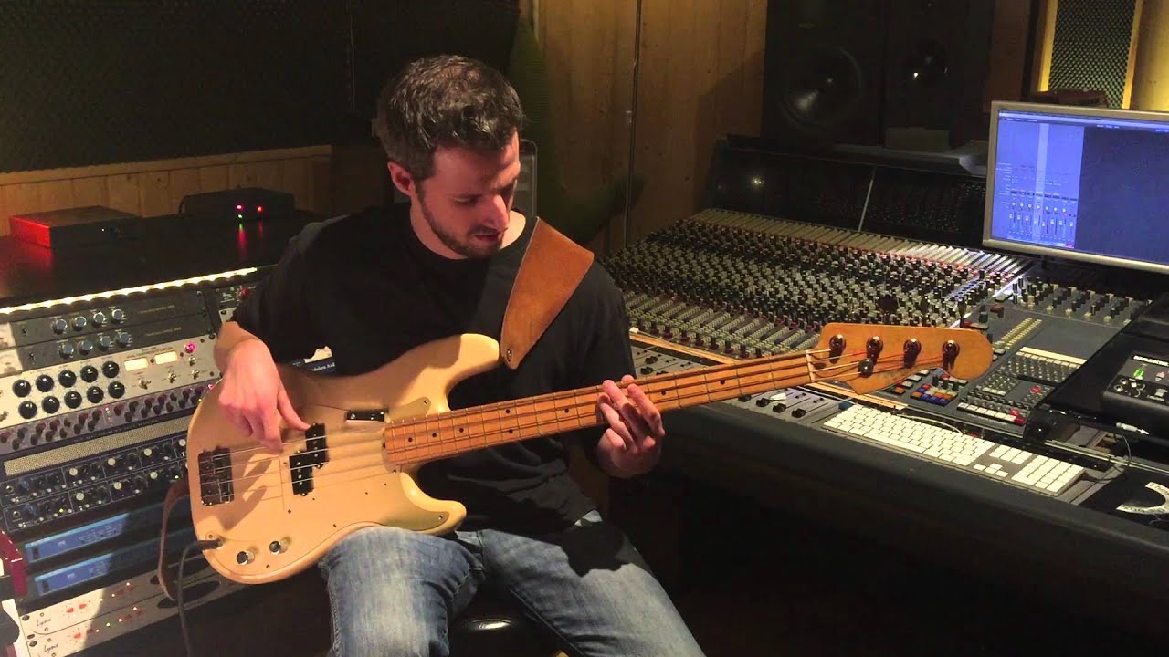 Easter (Marillion) - Bass Cover by Antonio López-Bermejo