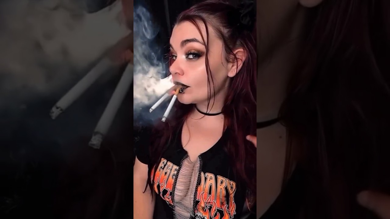 #cigarette #smokingcigars #smokingvideo #love #cigarette_lover #smokinggirls
