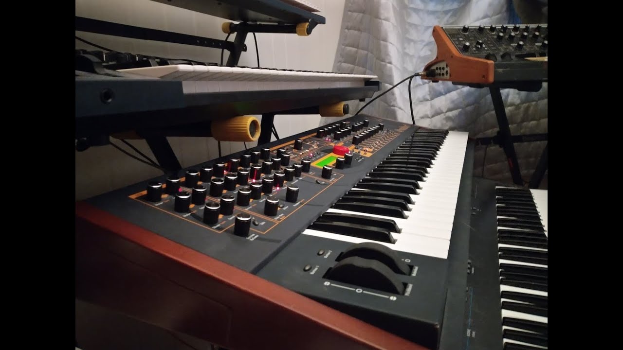 Waldorf Q Sand Dunes Ambient sound demo