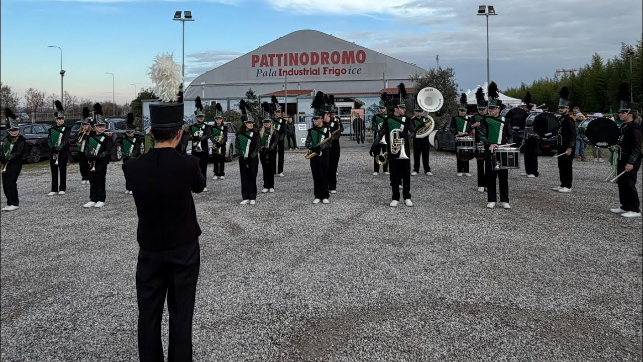 La straordinaria Bedizzole Marching Band