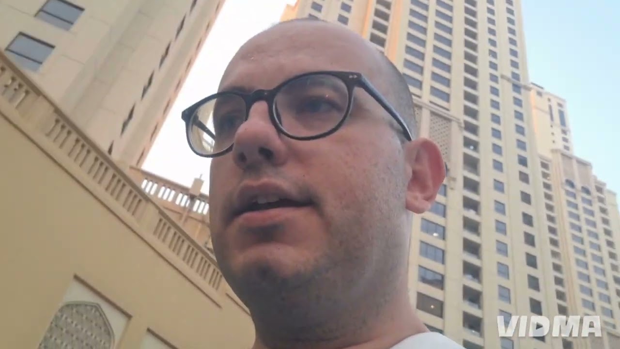 Muzeul viitorului si Burj Khalifa pe timp de noapte 
